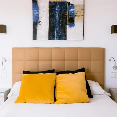 Km2 Lovely Located Just Outside Of Sa Carroca A 5 Minute Drive From Playa Den Bossa Villa San José